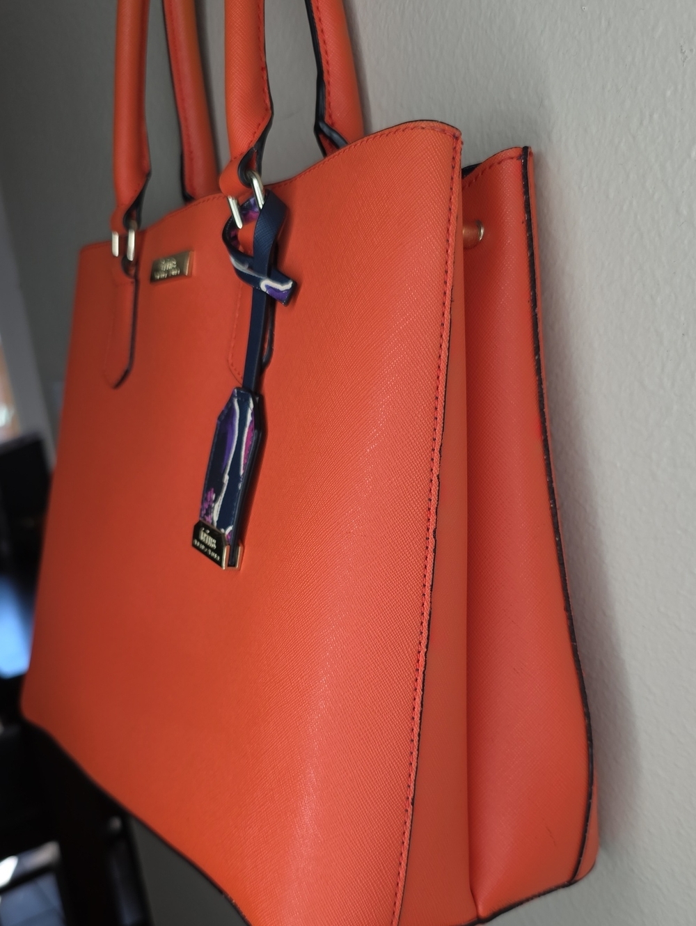 Trina Turk Orange Saffiano Satchel Bag Medium Floral Interior Vibrant Bold Autum - Picture 6 of 15